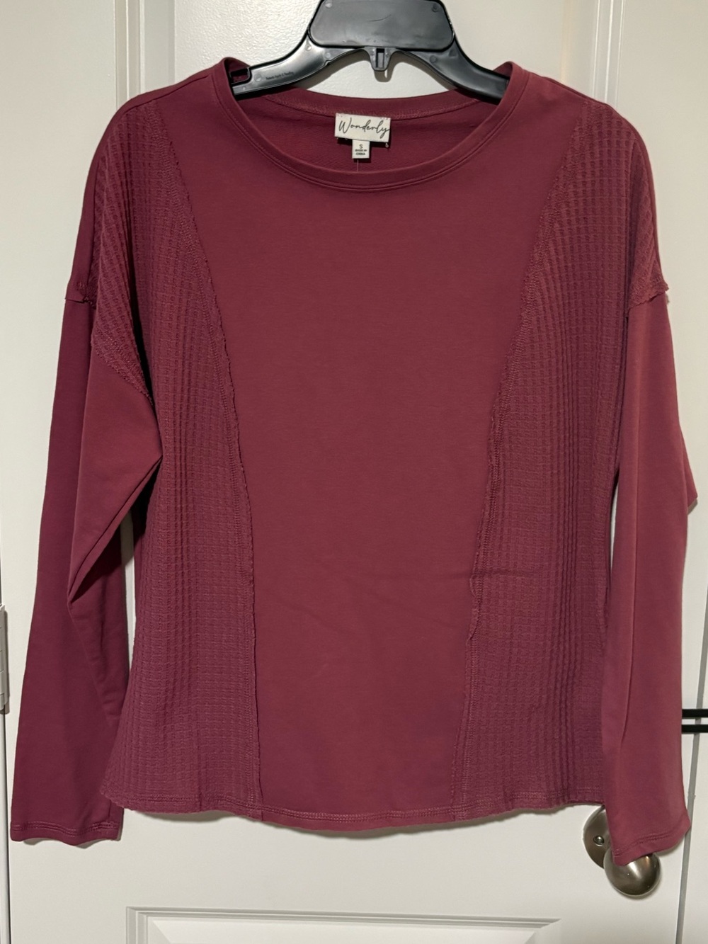 NWT Wonderly Plum Long Sleeve Pullover Top Size S